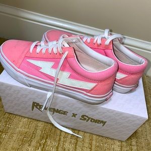 Authentic Revenge x Storm Low Top Bolt Pink